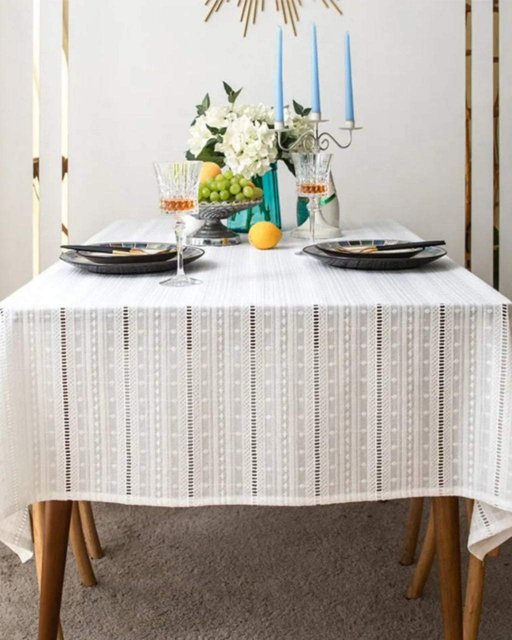 Toalha de Mesa de Algodão Branco com Bordado Francês